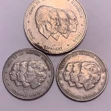 Coins From Dominican Republic 1/2 Peso 25 Centavos (2) 1986 ...