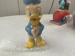 WALT DISNEY DONALD DUCK 6" VINYL SQUEEZE SQUEAK TOY FIGURE ...
