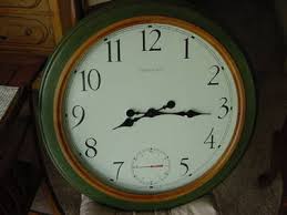 VINTAGE LARGE 24-1/2 IN. WIDE ETHAN ALLEN STAINED GREEN QUARTZ WALL CLOCK | eBay
