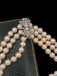 Amazing Antique Art Deco Style 1950s Decorative Platinum Sparkling Natural 0.70 Carat Diamond Clasp Three Strand Pearl Gemstone Necklace - Etsy Israel