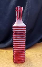 Vintage 10 1/2" Ruby Red Vase With Square Ribs From Top to ...