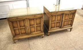 Vintage Pr Vanleigh Fr Provincial Nightstands