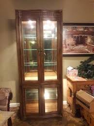 Antique curio cabinet Drexel Heritage 20x32x80in for Sale in Modesto, CA - OfferUp