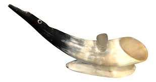 1970s Horn Ashtray With Bird Sculpture | Chairish