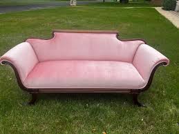 Pink Velvet Couch Rental – Lavish Bloom Rentals