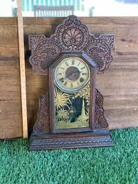 1935 ANTIQUE MANUFACTURED BY THE E.INGRAHAM CO. BRISTOL.CONN U.S.A MANTEL CLOCK | EstateSales.org