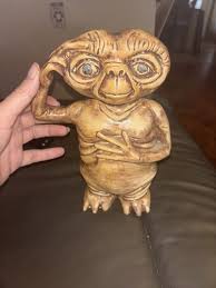 E.T. THE EXTRA TERRESTRIAL ET *CERAMIC STATUE ...