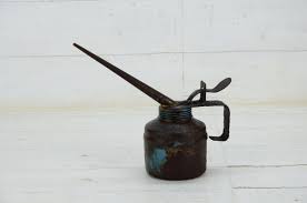 Vintage Oil Can - Old Metal Oil Can - Small Oil Can - Industrial Tools - Tin Oiler - Machine Oiler - Etsy UK