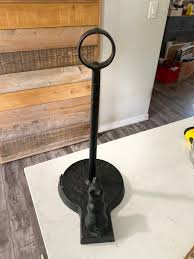 Pottery Barn Blacksmith Pig Paper Towel - Vintage Holder Cast Iron Look - SOLID for Sale in Tacoma, WA - OfferUp