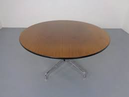 Large Segmented Round Dining Table by Charles & Ray Eames for Herman Miller, 1960s for sale at Pamono