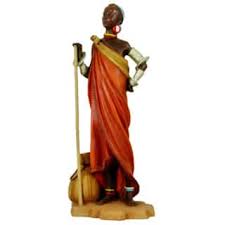 Handmade Masai Woman with Child Figurine (China) - Bed Bath ...