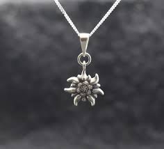 Edelweiss alpine flower jewelry silver pendant - Artifactoria