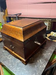 蓄音機、箱型蓄音機、グラモホン蓄音機、前面ドアースピーカー ...