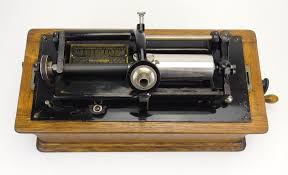 Edison standard phonograph sold at auction on 2nd June | Rachel Davis Fine Arts