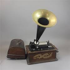Lot - EDISON STANDARD PHONOGRAPH WITH CYLINDERS AND ...