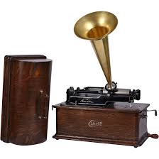 Edison Oak Home Phonograph. For Sale at Ruby Lane