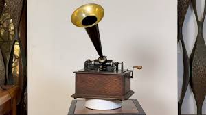 1905 Antique Thomas Edison Standard Phonograph For Sale at 1stDibs