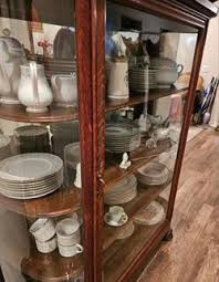 Vintage China Cabinet for Sale in Riverside, CA - OfferUp