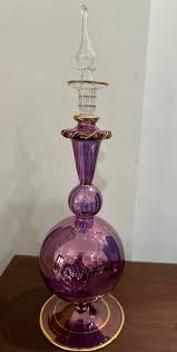 Electric pink vases – Couch Furniture