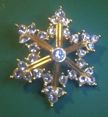 Vintage Gold Tone Clear Rhinestone 6 Point Winter Snowflake ...