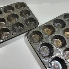 Vtg Tarnished Muffin Cupcake Tin, Your Choice // Ekco USA Ovenex // Starburst or Waffle Pattern - Etsy