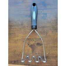 Farberware Stainless 10" Potato Masher w/black single hole ...