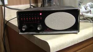 A demonstration of a 1970's Electra Bearcat 3 crystal ...