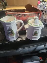 Pfaltzgraff Christmas Heritage Sugar Bowl & Creamer Set In ...