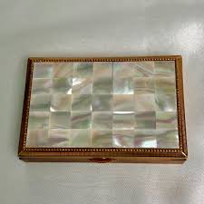 Vintage Melissa Mother of Pearl Musical Compact. Original ...