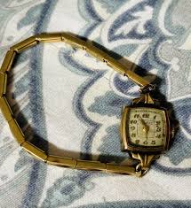 VINTAGE Searles Gold LADIES WATCH Works! J4 | eBay