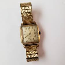 WALTHAM WATCH RETRO COLLECTIBLE RETRO WRISTWATCH TIME PIECE ...