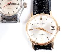 Lot - ASSORTMENT OF VINTAGE MENS WATCHES