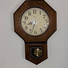 Vintage Howard Miller Westminster Chime Wall Clock ...