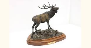 Bronze Elk Sculpture Vintage Bronze Statue on Walnut Base, Fuegen