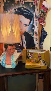 has an entire bedroom dedicated to Elvis type freak* 👀 #1970s #elvis... | TikTok
