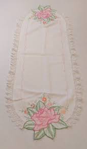 Vtg Lace Embroidered Table Runner Rose And Flowers 36 ...