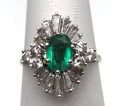 18k White Gold Ring with 0.75ct Natural Emerald and 1.3cts ...