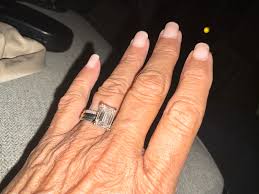 IGI Certified 3.02 G-SI2 Emerald Lab-Created Diamond (R)