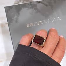 The Joni 14k Gold Emerald Cut Ring - Garnet – Sheryl Lowe