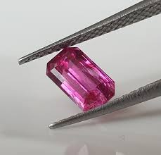 1,00ct Pink Ruby - Bright, untreated stone!
