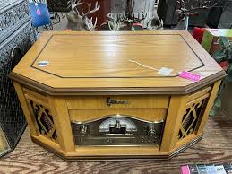 Sold at Auction: Emerson 4-in-1 Player (CD, Tape, Phono, AM ...