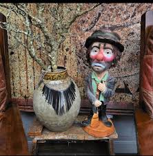 New Weekend/New Vintage I will forever hold a special place in my heart for patchwork leather. These chairs are so rad! Friday-Sunday 10-4🖤🤎