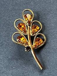 Vintage Small Goldtone Open Leaf w Yellow Teardrop Rhinestones Inside Brooch Pin | eBay