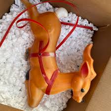 small vintage blow mold reindeer for Sale in Huntingtn Sta ...