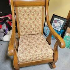 ANTIQUE SOLID WOOD ROCKING CHAIR for Sale in Grand Terrace, CA - OfferUp