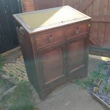 Hi what is the best way to remove the old felt on this please. I assume some kind of heat. Also what type of wood is the banding not good at wood