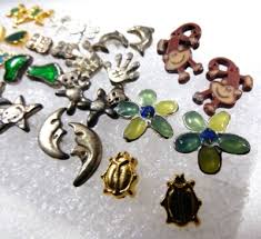 mixed Lot of 15 multicolor stud Earrings metal lucite enamel monkey frog flower | eBay