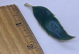 VINTAGE GOLD TONE FALL RED GREEN LEAF ENAMEL BROOCH PIN PAIR | eBay