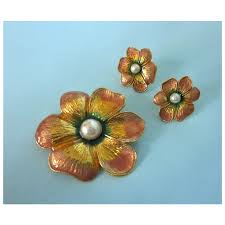 Pretty Enamel and Faux Pearl Flower Set - Pin and Pierced ...