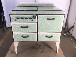 Range - Detroit Vapor Violetta Style - 4 Burner, Gas - Green Cast Iron / Enamel - Construction Junction